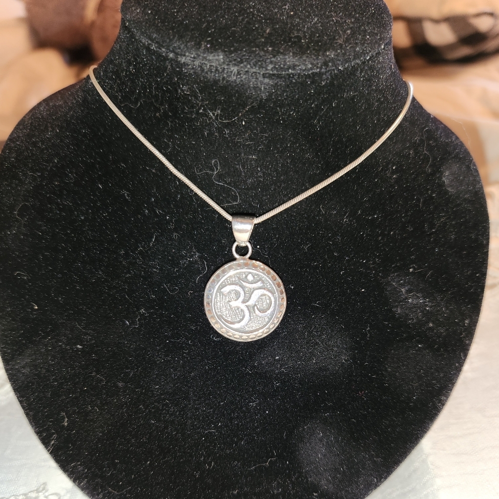 Women's Chinese Symbol Charm on a 19" 925 Snake Chain
